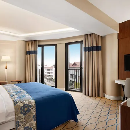 Ramada By Wyndham Sakarya فندق 4*