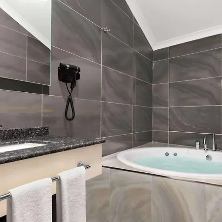 Ramada By Wyndham Sakarya Hotel 4*