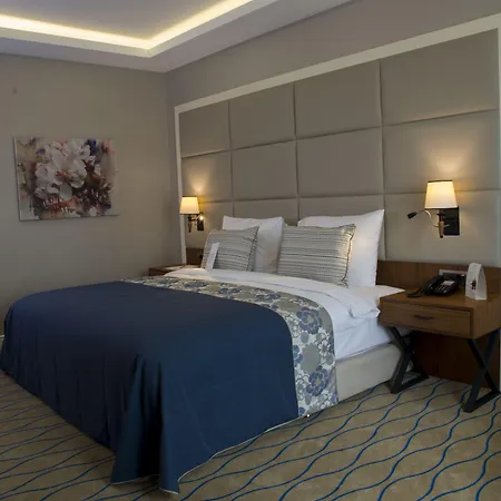 Ramada By Wyndham Sakarya فندق Hendek