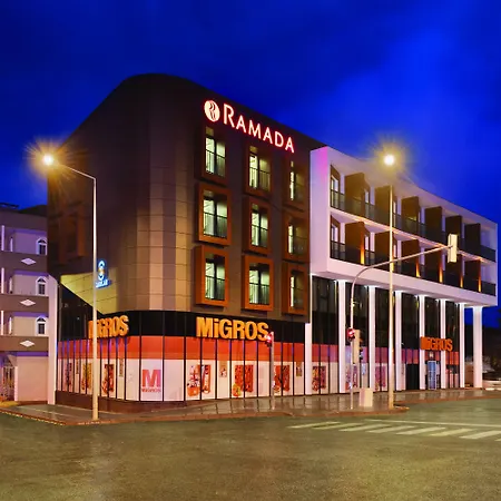 Ramada By Wyndham Sakarya 酒店