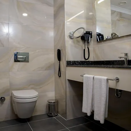 酒店 Ramada By Wyndham Sakarya 4*