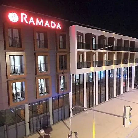 Ramada By Wyndham Sakarya Hotel 4*